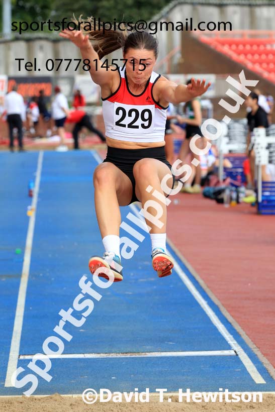 Long Jump, 2024 Gateshead Tartan Games.  Photo: David T. Hewitson/Sports for All Pics